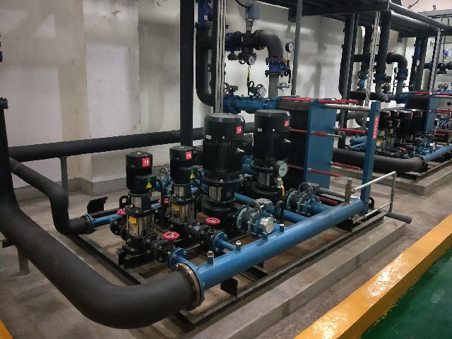 熱水換熱機組
